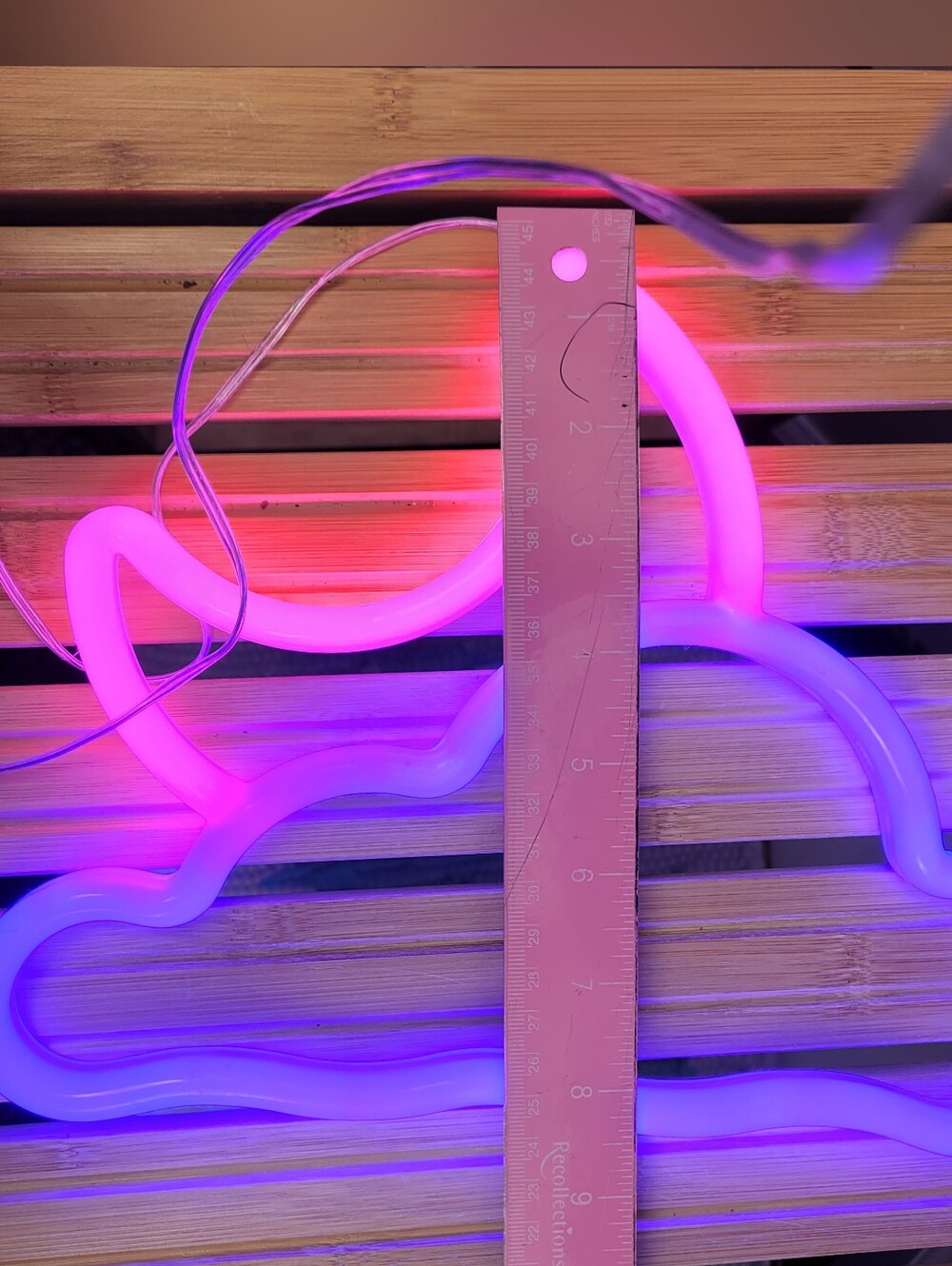 Neon Sign Crescent Moon And Cloud Light - Picture 8 of 9